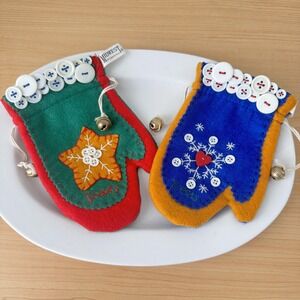 Vintage Y2k‎ Colorful Felt Mittens Christmas Ornament Lot Country Cabin Button